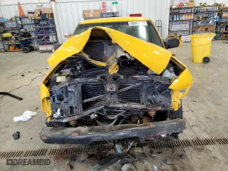 2003 GMC Sonoma SLS with VIN 1GTCS14X838129176, listed as a Copart auction lot 88941195 with 0 mi miles and Non Repairable. Bid and sale history available at carsss.com. Image 5.