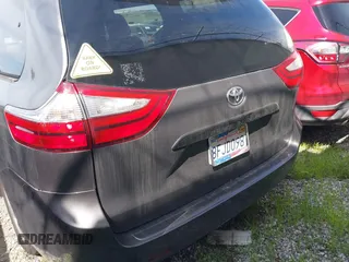 2018 Toyota Sienna L with VIN 5TDZZ3DC0JS965524, listed as a IAAI auction lot 41608423 with 63,815 mi miles and . Bid and sale history available at DreamBid. Image 17.