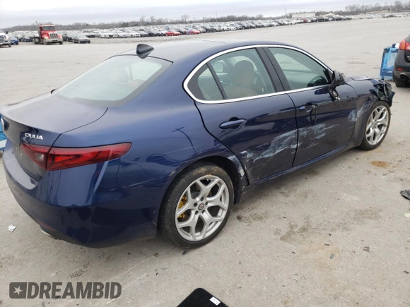 2018 Alfa Romeo Giulia Ti Sport with VIN ZARFAEEN7J7576353, listed as a Copart auction lot 72207272 with 31,743 mi miles. Bid and sale history available at carsss.com. Image 3.