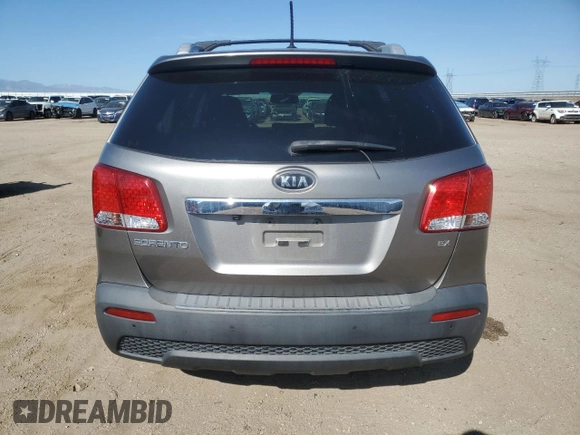 2012 Kia Sorento EX with VIN 5XYKU4A6XCG277986, listed as a Copart auction lot 51830365 with 142,201 mi miles and Clean Title. Bid and sale history available at carsss.com. Image 6.