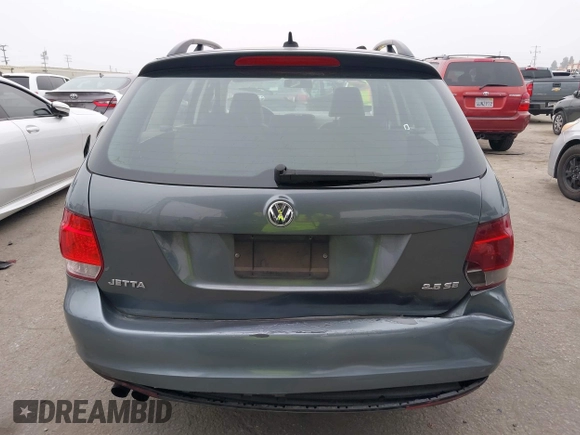 2010 Volkswagen Jetta с VIN 3VWTZ8AJ1AM641503, выставлен на аукционе IAAI как лот 42466090 с пробегом 83 804 миль миль и . История ставок и продаж доступна на DreamBid. Изображение 16.
