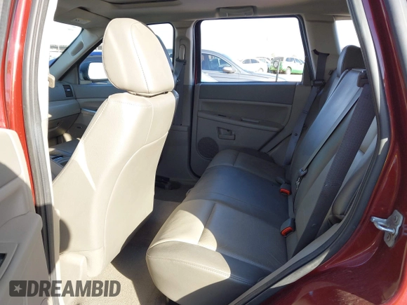 2008 Jeep Grand Cherokee Laredo with VIN 1J8GR48K08C233266, listed as a IAAI auction lot 41291164 with 159,208 mi miles. Bid and sale history available at carsss.com. Image 8.