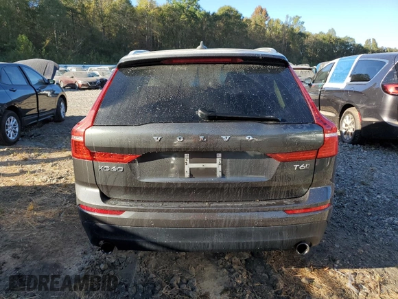 2018 Volvo XC60 Momentum z VIN LYVA22RKXJB086811, wystawiony jako Copart lot #75539864 z przebiegiem 50 449 mil mil oraz Nie do naprawy • Non repairable. Historia ofert i sprzedaży dostępna na DreamBid. Obrazek 6.