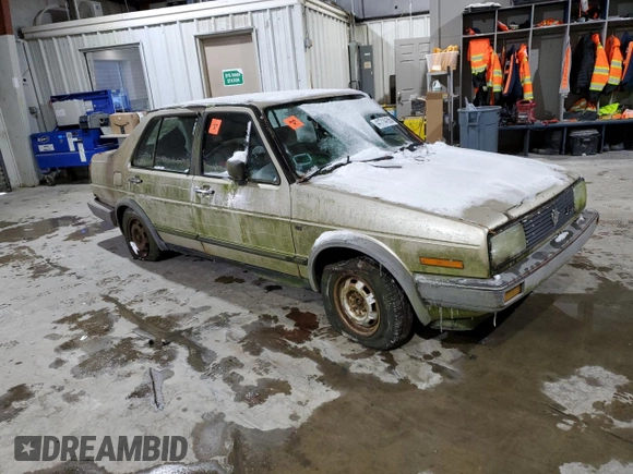 1985 Volkswagen Jetta z VIN WVWGH0166FW548455, wystawiony jako Copart lot #41714155 z przebiegiem Nie podano mil oraz Czysty tytuł • Clean title. Historia ofert i sprzedaży dostępna na DreamBid. Obrazek 4.