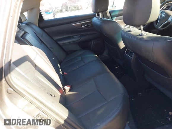 2014 Nissan Altima 2.5 with VIN 1N4AL3AP7EN240705, listed as a IAAI auction lot 41881013 with 94,455 mi miles. Bid and sale history available at carsss.com. Image 8.