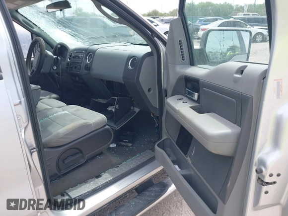 2008 Ford F-150 XL z VIN 1FTRW12W18FA87364, wystawiony jako IAAI lot #42242592 z przebiegiem 163 448 mil mil oraz . Historia ofert i sprzedaży dostępna na DreamBid. Obrazek 5.
