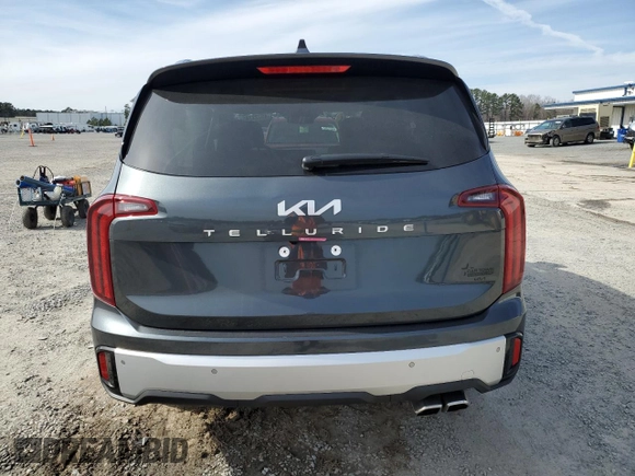 2024 Kia Telluride S with VIN 5XYP64GC2RG551607, listed as a Copart auction lot 45722785 with 6,822 mi miles and Salvage Title. Bid and sale history available at carsss.com. Image 6.