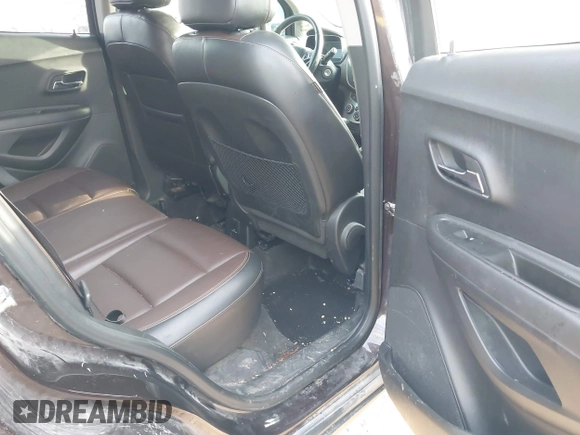 2015 Chevrolet Trax LTZ with VIN KL7CJTSB9FB101817, listed as a IAAI auction lot 41090727 with 108,959 mi miles. Bid and sale history available at carsss.com. Image 8.