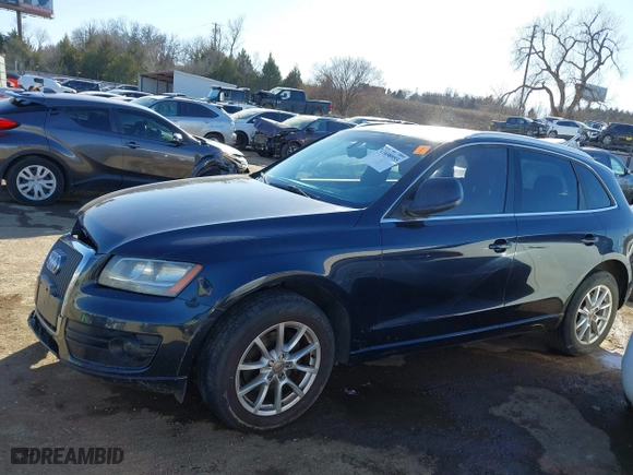 2012 Audi Q5 2.0T Premium with VIN WA1CFAFP7CA063515, listed as a IAAI auction lot 41698955 with 142,270 mi miles. Bid and sale history available at carsss.com. Image 14.