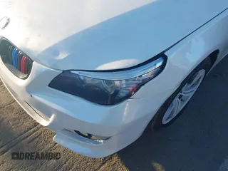 2009 BMW 5 Series 528i with VIN WBANU53589C120488, listed as a IAAI auction lot 41828723 with 178,159 mi miles and . Bid and sale history available at carsss.com. Image 6.