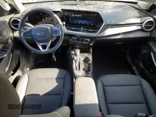2025 Chevrolet Trax ACTIV with VIN KL77LKEP8SC023113, listed as a Copart auction lot 79042954 with 9,862 mi miles and Salvage Title. Bid and sale history available at carsss.com. Image 8.