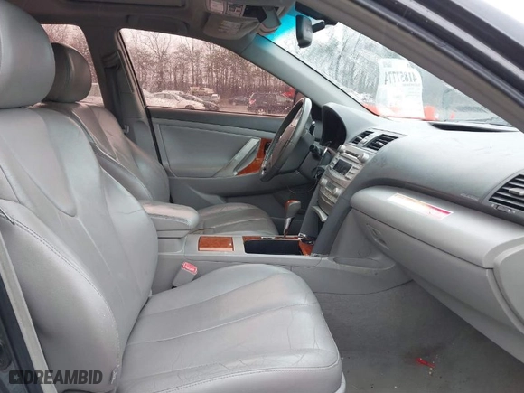 2011 Toyota Camry LE with VIN 4T1BF3EK5BU640313, listed as a IAAI auction lot 41857774 with 213,609 mi miles. Bid and sale history available at carsss.com. Image 5.