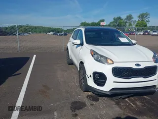 2017 Kia Sportage EX with VIN KNDPN3AC9H7077804, listed as a IAAI auction lot 42632194 with 134,027 mi miles and . Bid and sale history available at DreamBid. Image 1.