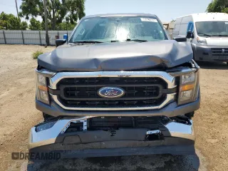 2023 Ford F-150 XL with VIN 1FTEW1C83PKE77757, listed as a Copart auction lot 60327855 with 42,728 mi miles and Clean title. Bid and sale history available at DreamBid. Image 5.