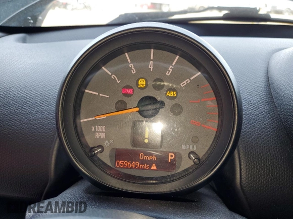 2016 MINI Countryman S with VIN WMWZC3C50GWT10905, listed as a Copart auction lot 47138895 with 59,649 mi miles and Salvage Title. Bid and sale history available at DreamBid. Image 9.