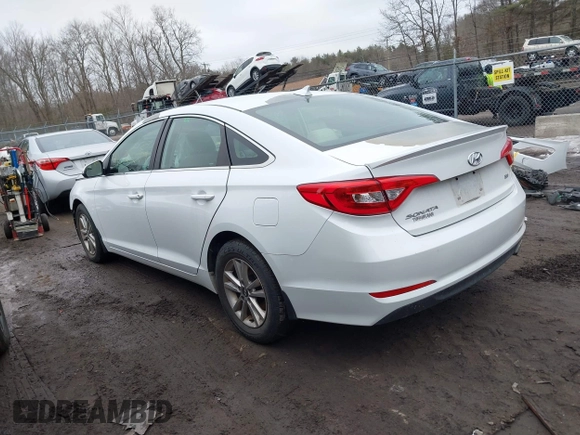 2016 Hyundai Sonata Eco z VIN 5NPE24AA7GH416557, wystawiony jako IAAI lot #41521264 z przebiegiem 119 909 mil mil oraz . Historia ofert i sprzedaży dostępna na DreamBid. Obrazek 14.