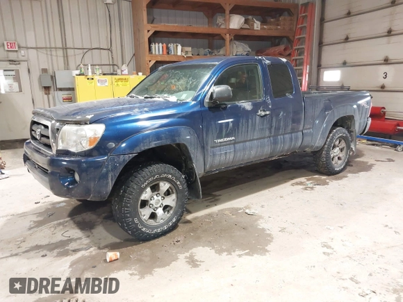 2005 Toyota Tacoma with VIN 5TEUU42N85Z040288, listed as a IAAI auction lot 41607489 with 222,642 mi miles and . Bid and sale history available at DreamBid. Image 2.