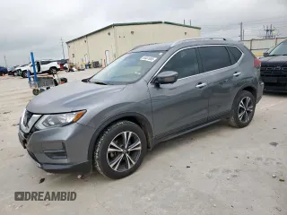 2020 Nissan Rogue SL z VIN 5N1AT2MT9LC796676, wystawiony jako Copart lot #54491955 z przebiegiem 68 187 mil mil oraz Czysty tytuł • Clean title. Historia ofert i sprzedaży dostępna na DreamBid. Obrazek 1.