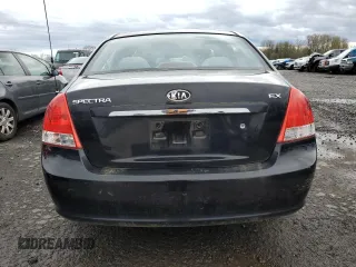 2009 Kia Spectra EX z VIN KNAFE222295664027, wystawiony jako Copart lot #50788635 z przebiegiem 118 563 mil mil oraz Czysty tytuł • Clean title. Historia ofert i sprzedaży dostępna na DreamBid. Obrazek 6.