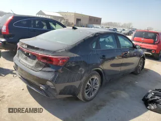 2024 Kia Forte LXS with VIN 3KPF24AD7RE824725, listed as a Copart auction lot 48891835 with 8,464 mi miles and Salvage Title. Bid and sale history available at carsss.com. Image 3.