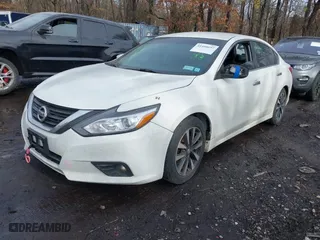 2018 Nissan Altima 2.5 SV with VIN 1N4AL3AP7JC188336, listed as a IAAI auction lot 41460697 with 158,008 mi miles. Bid and sale history available at carsss.com. Image 17.