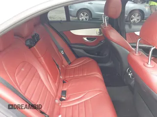 2019 Mercedes-Benz C 300 z VIN 55SWF8EB4KU318644, wystawiony jako IAAI lot #42627064 z przebiegiem 60 400 mil mil oraz . Historia ofert i sprzedaży dostępna na DreamBid. Obrazek 8.