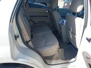 2008 Mercury Mariner Premier with VIN 4M2CU87118KJ39000, listed as a IAAI auction lot 41828500 with 126,226 mi miles. Bid and sale history available at carsss.com. Image 8.