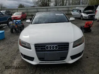 2012 Audi A5 Premium Plus z VIN WAULFAFR8CA002372, wystawiony jako Copart lot #52156385 z przebiegiem 128 647 mil mil oraz Czysty tytuł • Clean title. Historia ofert i sprzedaży dostępna na DreamBid. Obrazek 5.
