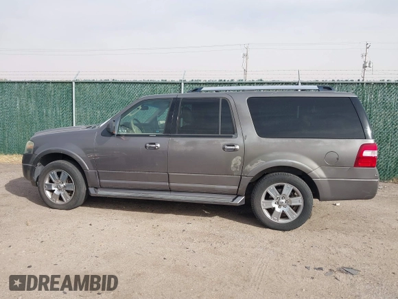 2010 Ford Expedition Max Limited с VIN 1FMJK2A57AEB70862, выставлен на аукционе IAAI как лот 40696357 с пробегом Не указан миль и . История ставок и продаж доступна на DreamBid. Изображение 14.