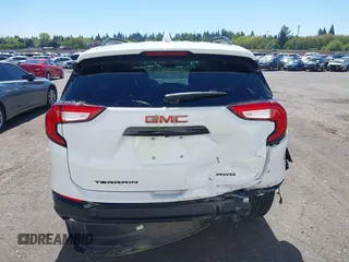 2024 GMC Terrain SLE with VIN 3GKALTEG5RL338632, listed as a IAAI auction lot 40102556 with 3,715 mi miles and . Bid and sale history available at DreamBid. Image 16.