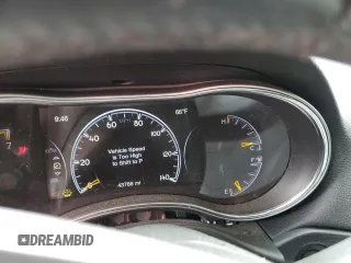 2022 Jeep Grand Cherokee Laredo E with VIN 1C4RJFAG0NC124987, listed as a Copart auction lot 46229435 with 43,786 mi miles and Salvage title. Bid and sale history available at DreamBid. Image 9.