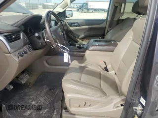 2017 Chevrolet Suburban LT z VIN 1GNSKHKC8HR332582, wystawiony jako Copart lot #47653135 z przebiegiem 189 558 mil mil oraz Szkoda całkowita • Salvage title. Historia ofert i sprzedaży dostępna na DreamBid. Obrazek 7.