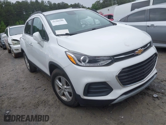 2020 Chevrolet Trax LT z VIN KL7CJLSB7LB075309, wystawiony jako IAAI lot #42200180 z przebiegiem 56 529 mil mil oraz . Historia ofert i sprzedaży dostępna na DreamBid. Obrazek 1.
