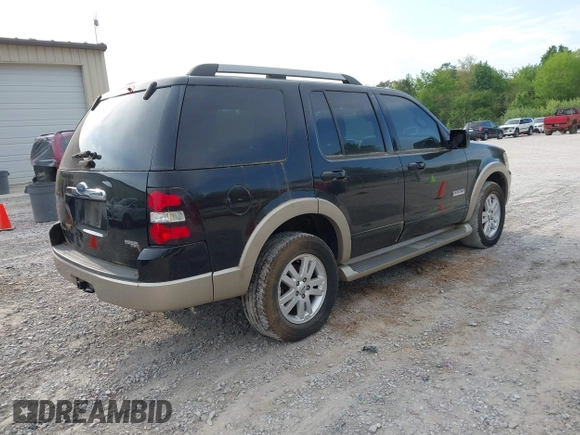 2007 Ford Explorer Eddie Bauer z VIN 1FMEU64E67UA69096, wystawiony jako IAAI lot #42078924 z przebiegiem 220 319 mil mil oraz . Historia ofert i sprzedaży dostępna na DreamBid. Obrazek 4.