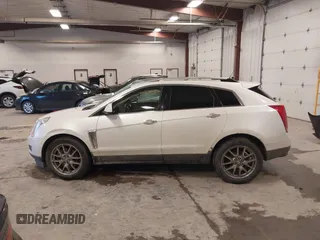 2015 Cadillac SRX Premium Collection with VIN 3GYFNGE32FS564168, listed as a IAAI auction lot 41355787 with 182,949 mi miles. Bid and sale history available at carsss.com. Image 14.