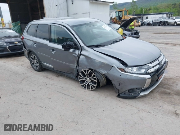 2018 Mitsubishi Outlander ES z VIN JA4AZ2A32JZ004749, wystawiony jako IAAI lot #42172216 z przebiegiem 95 533 mil mil oraz . Historia ofert i sprzedaży dostępna na DreamBid. Obrazek 1.
