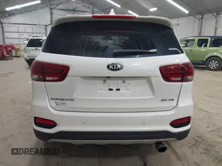2019 Kia Sorento EX with VIN 5XYPHDA51KG521590, listed as a IAAI auction lot 42045921 with 108,371 mi miles and . Bid and sale history available at DreamBid. Image 16.