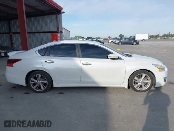 2013 Nissan Altima SL z VIN 1N4BL3AP9DC234645, wystawiony jako IAAI lot #42034822 z przebiegiem 190 148 mil mil oraz . Historia ofert i sprzedaży dostępna na DreamBid. Obrazek 13.