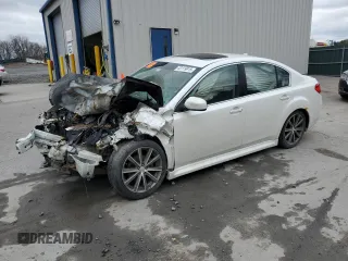 2014 Subaru Legacy Special Sports z VIN 4S3BMBH61E3015694, wystawiony jako Copart lot #53119915 z przebiegiem Nie podano mil oraz Szkoda całkowita • Salvage title. Historia ofert i sprzedaży dostępna na DreamBid. Obrazek 1.