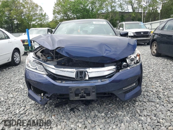 2016 Honda Accord Sport z VIN 1HGCR2F5XGA152794, wystawiony jako Copart lot #57497145 z przebiegiem 88 689 mil mil oraz Szkoda całkowita • Salvage title. Historia ofert i sprzedaży dostępna na DreamBid. Obrazek 5.