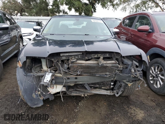 2006 Chrysler 300 C with VIN 2C3LK63HX6H165008, listed as a Copart auction lot 82394174 with 191,055 mi miles and Salvage Title. Bid and sale history available at carsss.com. Image 5.