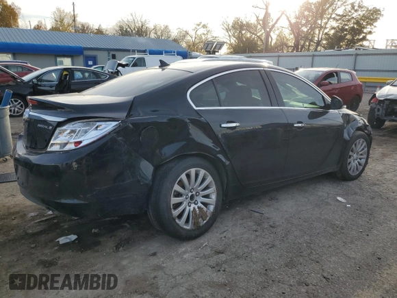 2013 Buick Regal Turbo Premium 2 with VIN 2G4GT5GV2D9240663, listed as a Copart auction lot 82226844 with 130,432 mi miles and Salvage title. Bid and sale history available at DreamBid. Image 3.