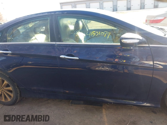 2014 Hyundai Sonata SE with VIN 5NPEC4AC6EH839254, listed as a IAAI auction lot 41531077 with 190,000 mi miles and . Bid and sale history available at DreamBid. Image 14.
