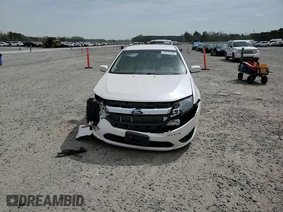 2011 Ford Fusion SE with VIN 3FAHP0HA8BR271747, listed as a Copart auction lot 49975735 with 154,136 mi miles and Salvage Title. Bid and sale history available at DreamBid. Image 10.