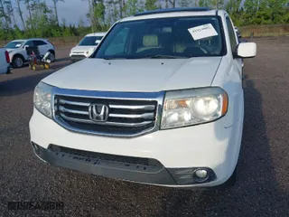 2014 Honda Pilot EX-L with VIN 5FNYF3H50EB021362, listed as a IAAI auction lot 41924002 with 177,250 mi miles. Bid and sale history available at carsss.com. Image 6.