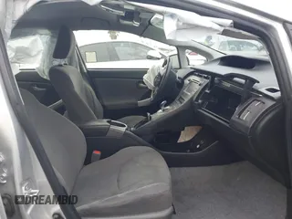 2015 Toyota Prius Four with VIN JTDKN3DU0F0477951, listed as a IAAI auction lot 41891202 with 141,991 mi miles. Bid and sale history available at carsss.com. Image 5.