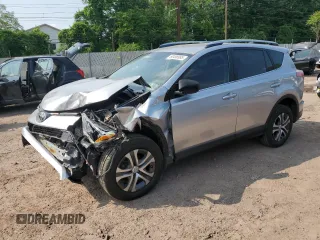 2017 Toyota RAV4 LE z VIN 2T3BFREVXHW599125, wystawiony jako Copart lot #60498995 z przebiegiem 119 575 mil mil oraz Szkoda całkowita • Salvage title. Historia ofert i sprzedaży dostępna na DreamBid. Obrazek 1.