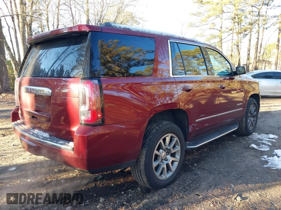 2019 GMC Yukon Denali with VIN 1GKS2CKJ8KR137636, listed as a IAAI auction lot 41264171 with 153,136 mi miles. Bid and sale history available at carsss.com. Image 4.