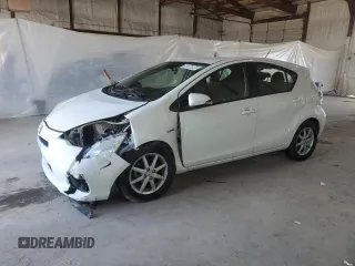 2013 Toyota Prius One z VIN JTDKDTB39D1532627, wystawiony jako Copart lot #50306095 z przebiegiem 186 636 mil mil oraz Czysty tytuł • Clean title. Historia ofert i sprzedaży dostępna na DreamBid. Obrazek 1.