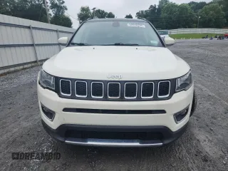 2019 Jeep Compass Limited with VIN 3C4NJDCB6KT656670, listed as a Copart auction lot 59948335 with 64,097 mi miles and Salvage title. Bid and sale history available at DreamBid. Image 5.
